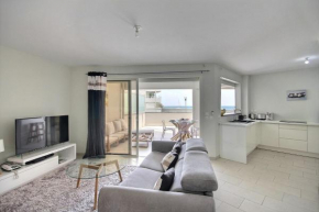 Appartement T3 front de mer, moderne, plage à pied